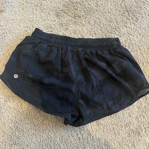 Lululemon hotty hot shorts - camo